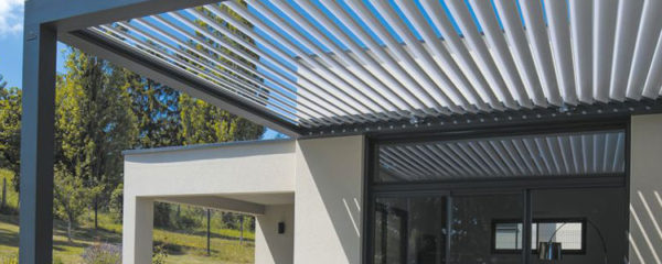 Pergola bioclimatique